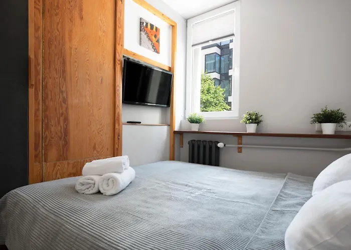 Oomph Warsaw Central Apartment