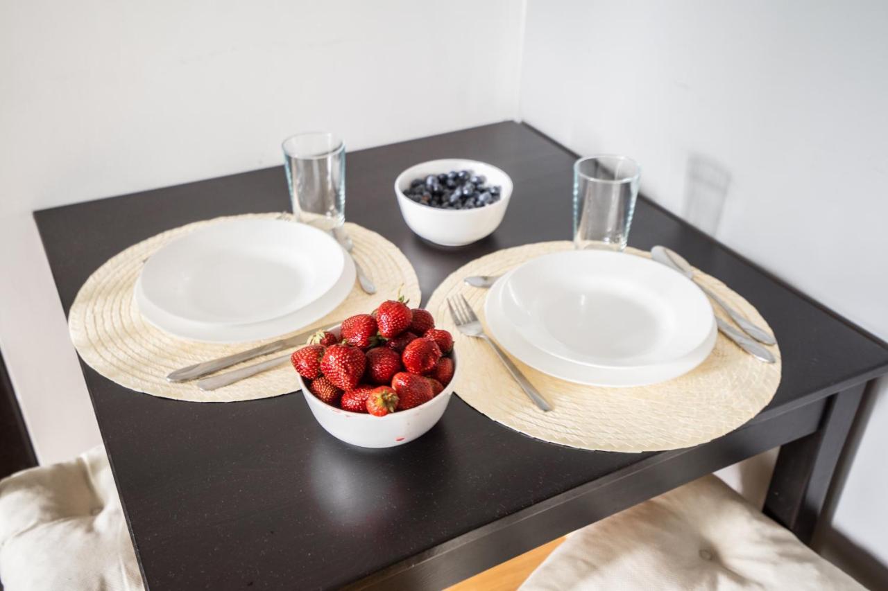 Oomph Apartment Warschau